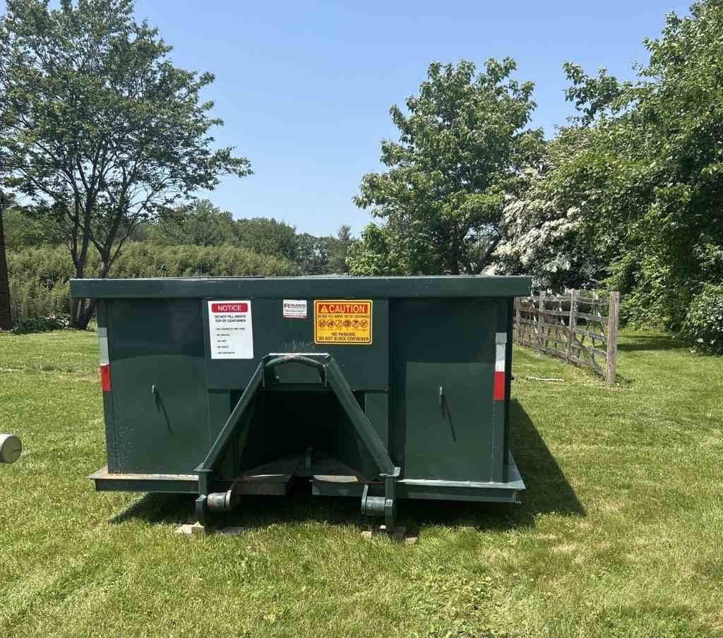 WRS roll-off dumpster delivered in Mantua Township, NJ